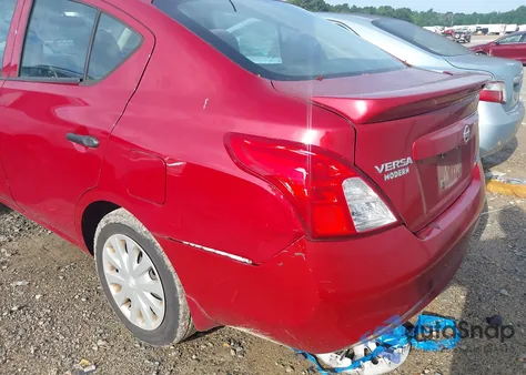 2014 Nissan Versa 1.6 S+ из США, поврежденный, VIN 3N1CN7AP1EL848128